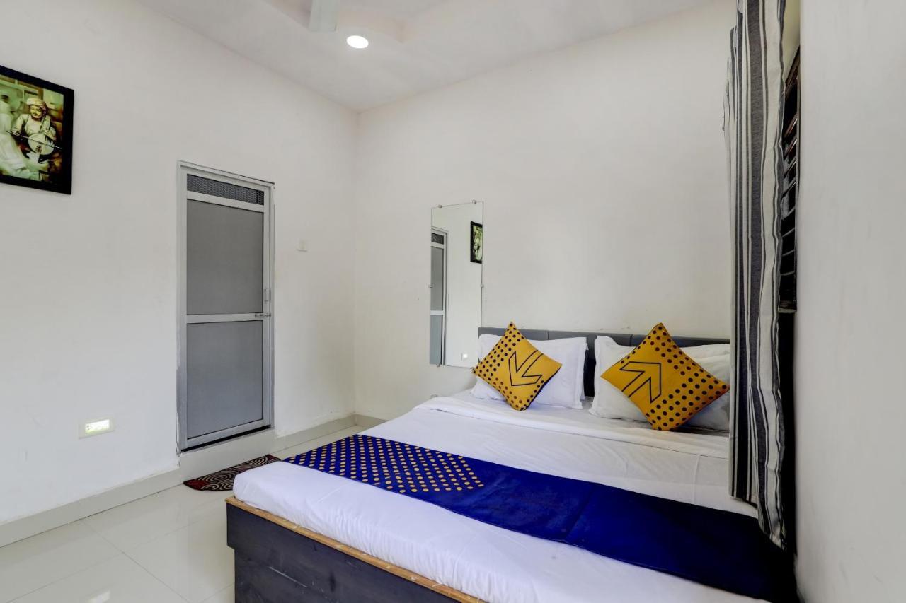Spot On 71130 Hotel Shiv Krupa Anjar Екстер'єр фото